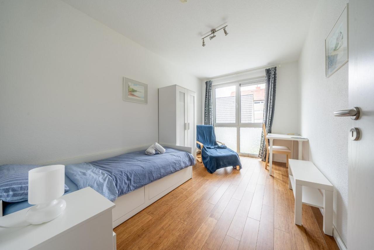 Private Rooms Hannover Bagian luar foto
