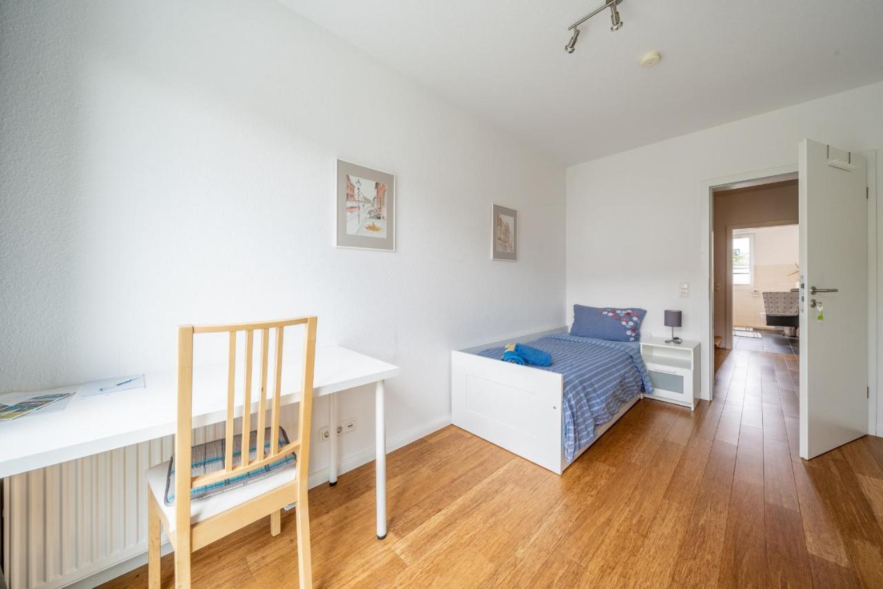 Private Rooms Hannover Bagian luar foto